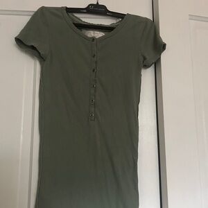 American Eagle Outfitters Olive Green Short-Sleeve Henley Tee